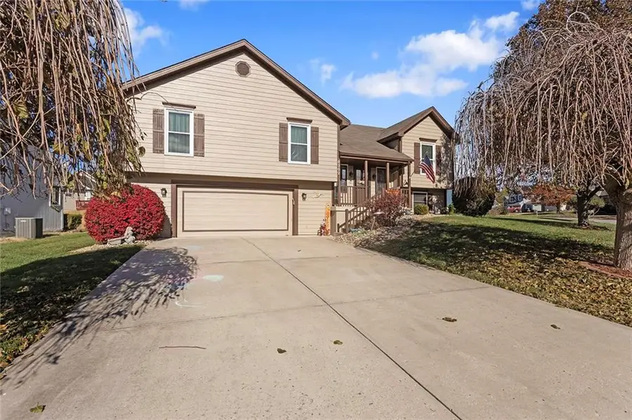 8302 77th Terrace, Kansas City, MO 64152 - Image #2