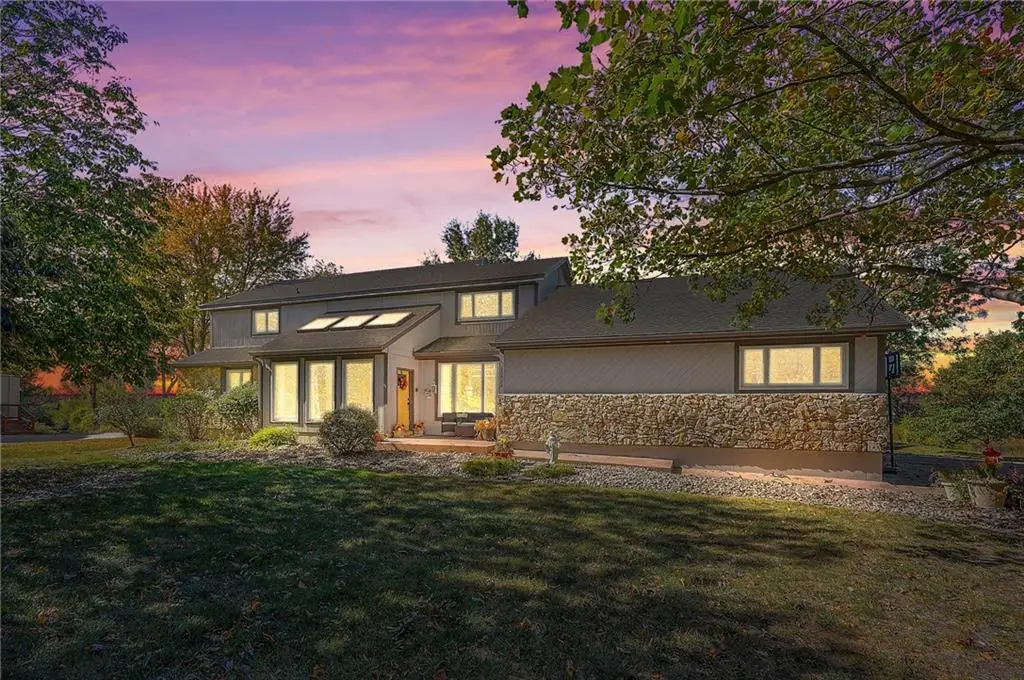 15422 Long Street, Overland Park, KS 66221 - Image #1