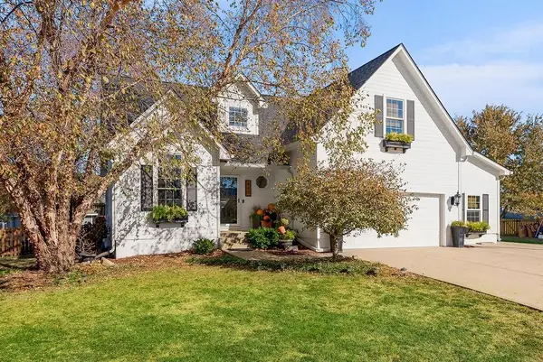 440 Skylark Circle, Gardner, KS 66030