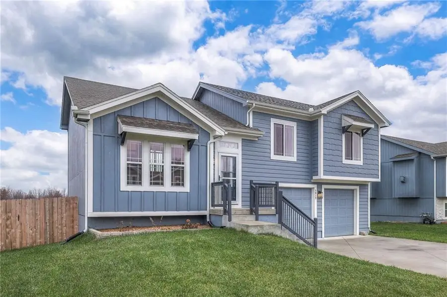 1917 Eagle Drive, Harrisonville, MO 64701 - Image #2