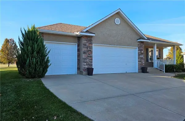 4605 SW Olympia Circle Sw, Lee's Summit, MO 64082