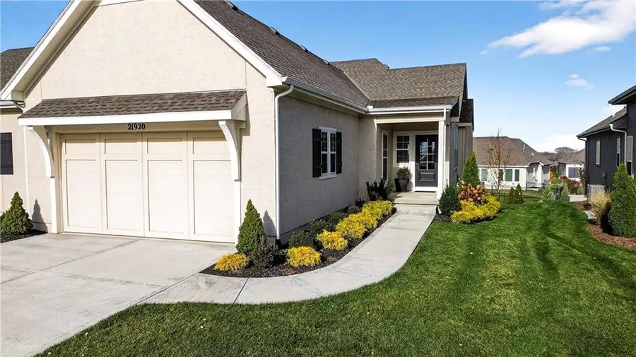 21920 W 82nd Terrace, Lenexa, KS 66220 - Image #2