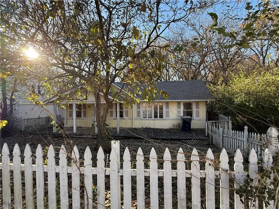 6212 Eugene Field Road, Kansas City, MO 64119 - Image #2