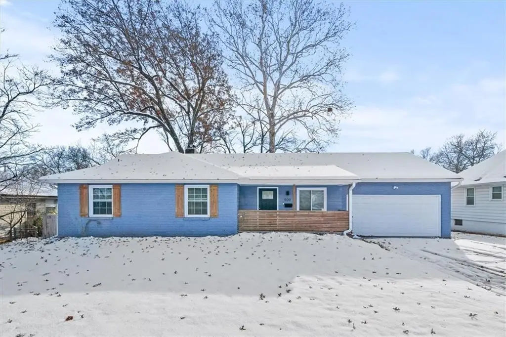 909 W 85th Street, Kansas City, MO 64114 - Image #1