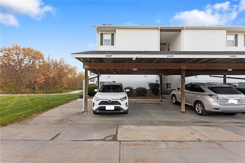 2407 NE 68th Street, Gladstone, MO 64118 - Image #1