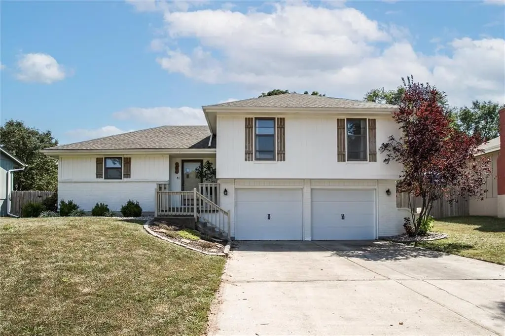 2025 NE Knollbrook Street, Lees Summit, MO 64086 - Image #1