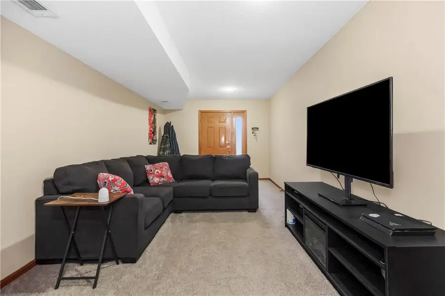 205-207 NW Monroe Street, Lees Summit, MO 64063 - Image #3