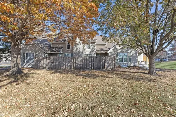 5411 NW 84th Court, Kansas City, MO 64154