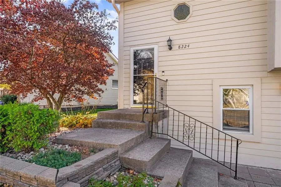 8224 Perry Street, Overland Park, KS 66204 - Image #2