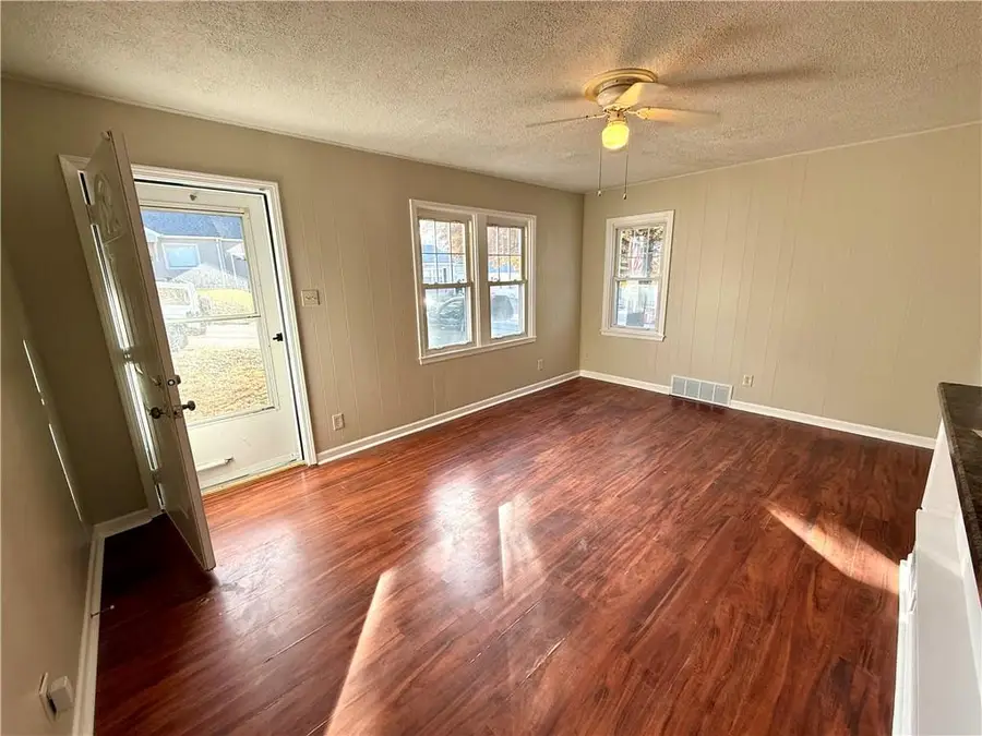 2205 Monterey Drive, Saint Joseph, MO 64507 - Image #3