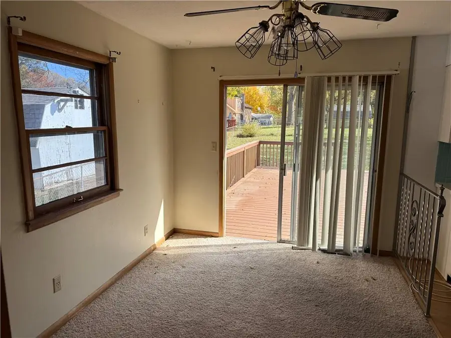 6905 Sycamore Avenue, Kansas City, MO 64133 - Image #2