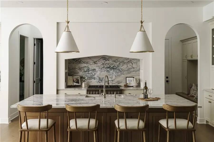 17045 Earnshaw Street, Overland Park, KS 66221 - Image #2