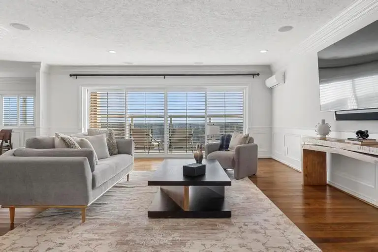 121 W 48th Street #2005, Kansas City, MO 64112 - Image #2