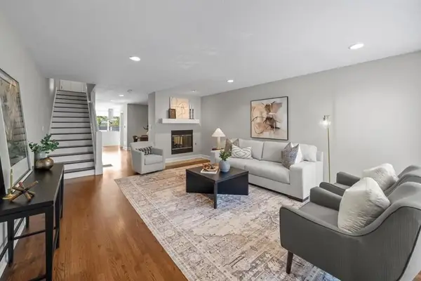 1101 W 47th Street #B, Kansas City, MO 64112