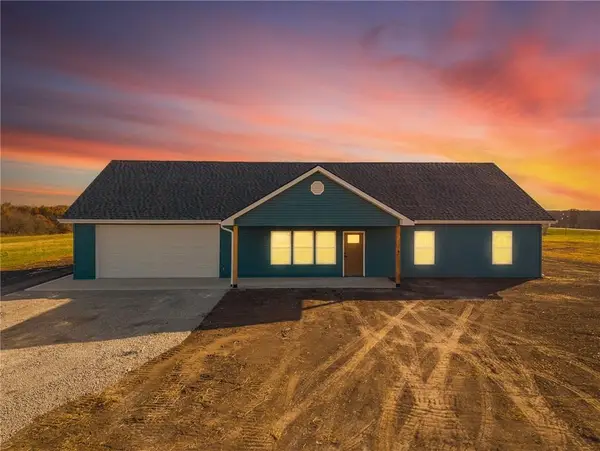 201 NE Shinn Lane, Lathrop, MO 64465