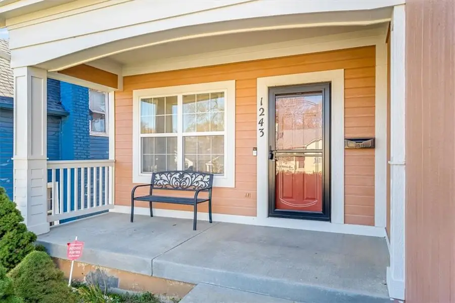 1243 Barnett Avenue, Kansas City, KS 66102 - Image #2