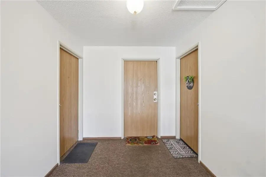 8139 Holmes Road #202, Kansas City, MO 64131 - Image #3