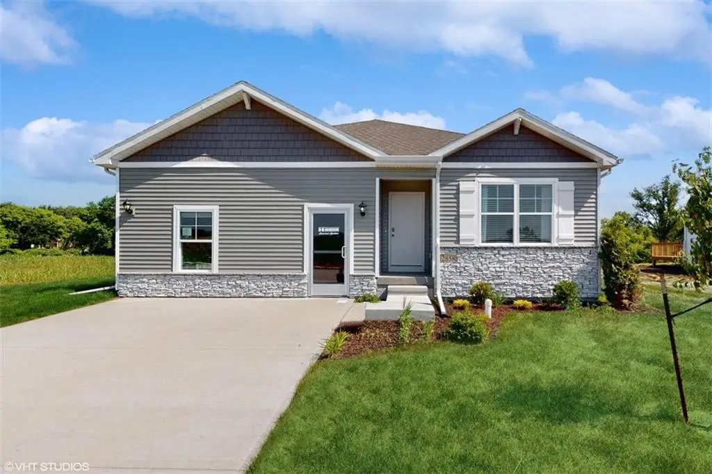 609 Fallen Leaf Drive, Belton, MO 64012 - Image #1