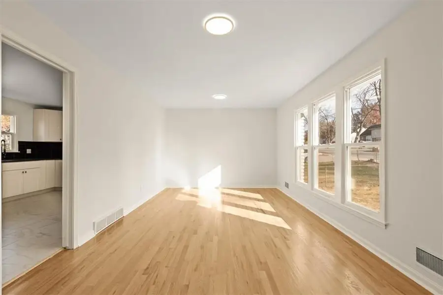 6016 E 107th Terrace, Kansas City, MO 64134 - Image #2