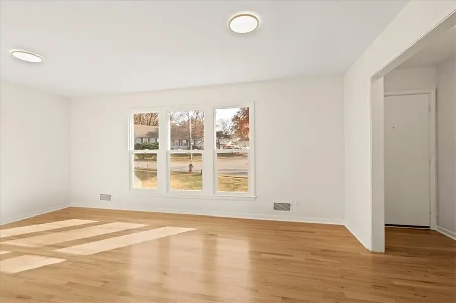 6016 E 107th Terrace, Kansas City, MO 64134 - Image #3
