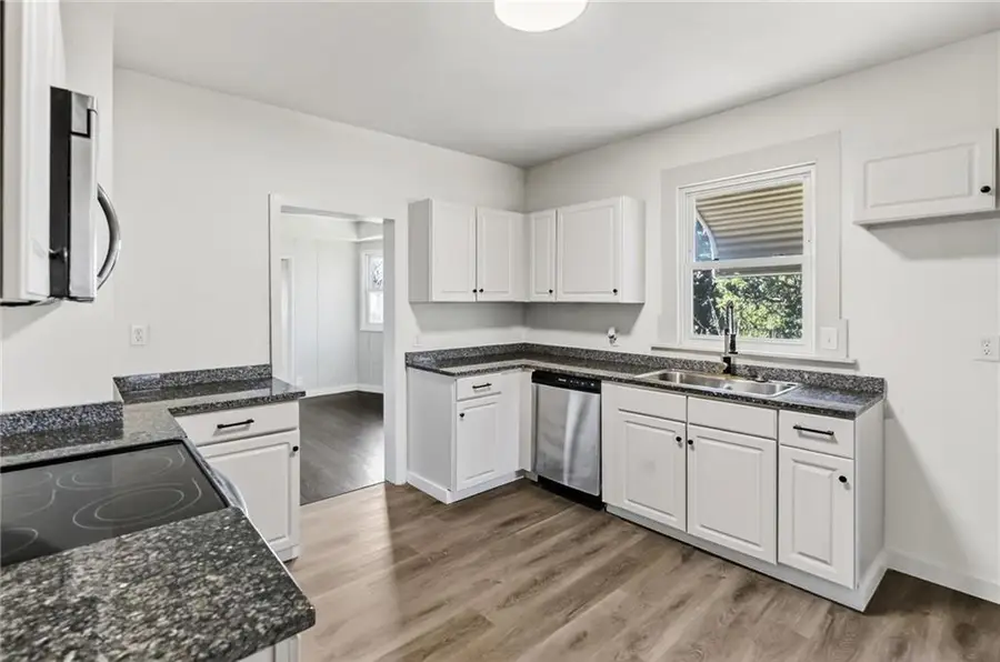 1034 W Truman Road, Independence, MO 64050 - Image #2