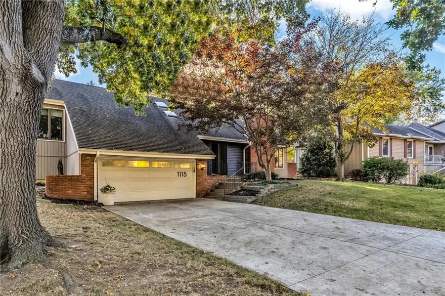 1115 NE Oak Tree Drive, Lees Summit, MO 64086 - Image #3