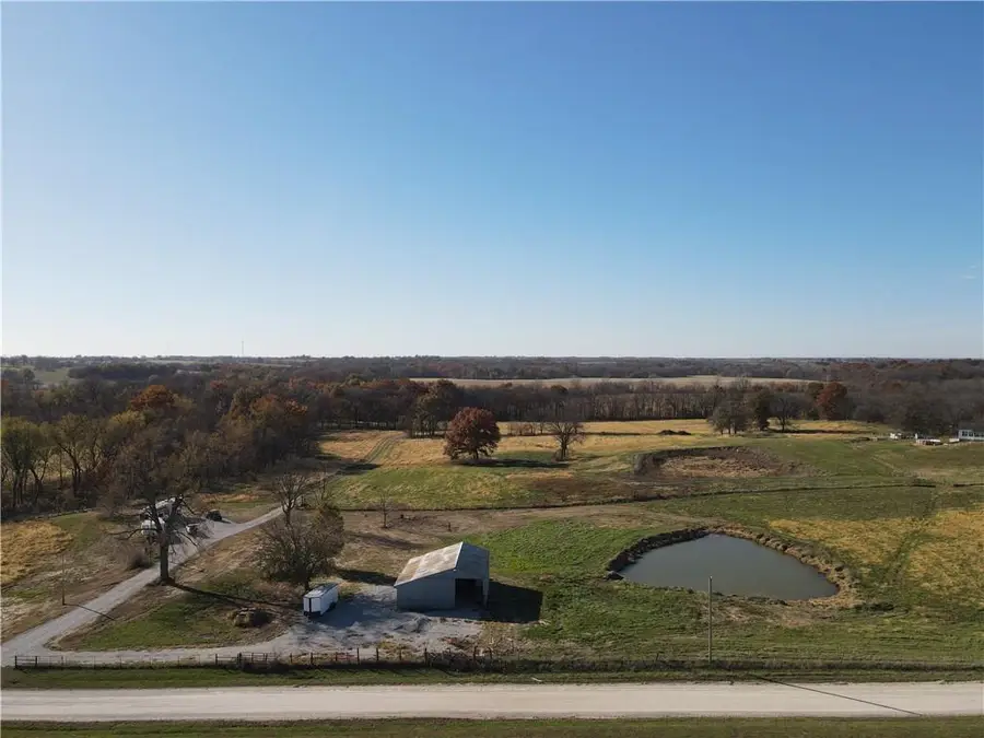 412 NW 701 Road, Centerview, MO 64019 - Image #2