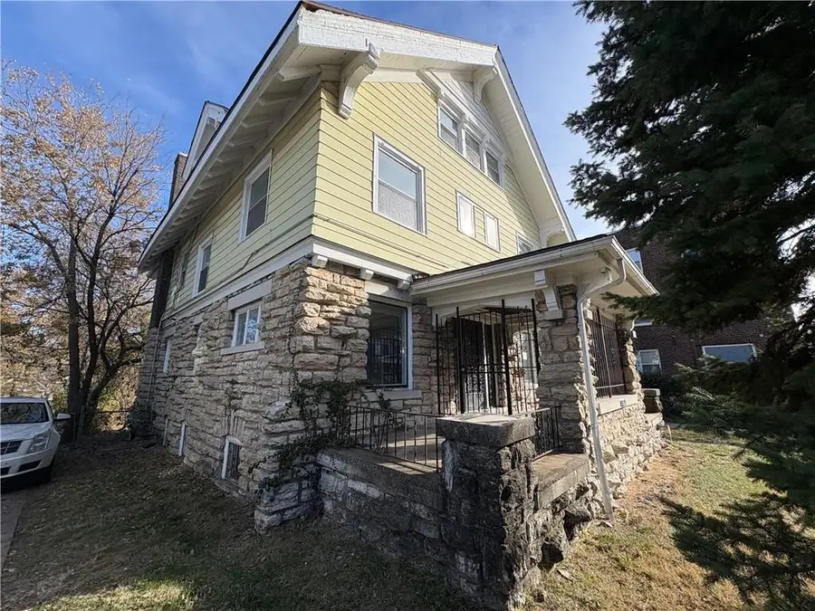 3235 Garfield Avenue, Kansas City, MO 64109 - Image #3