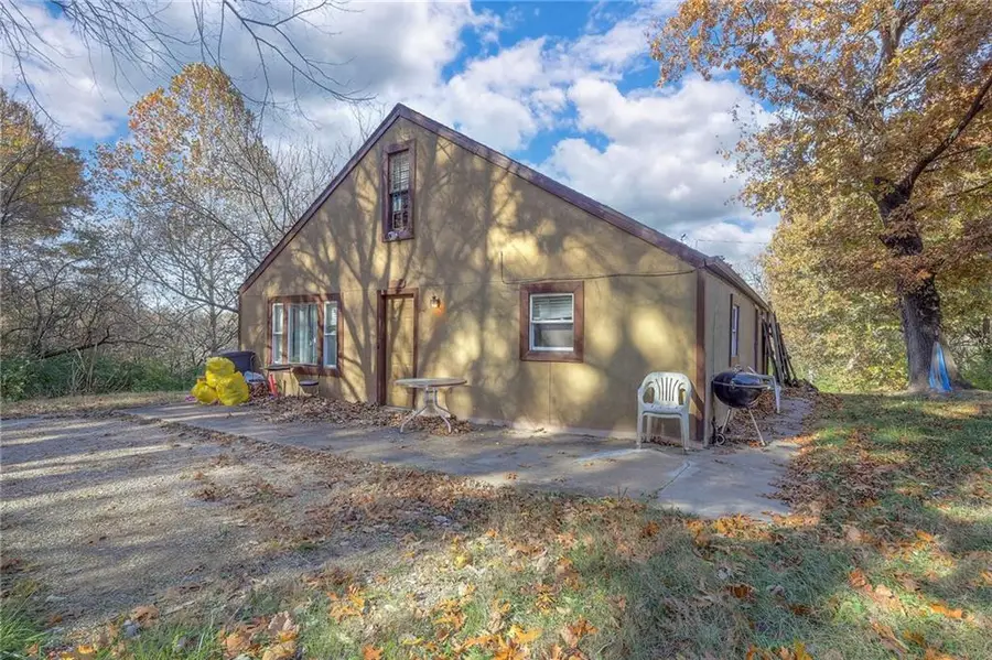 7444 Barnes Drive, Kansas City, KS 66109 - Image #3