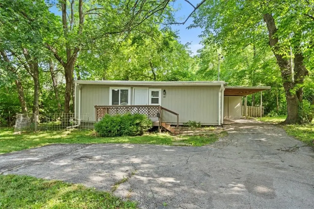 10 W 98th Street, Kansas City, MO 64114 - Image #1