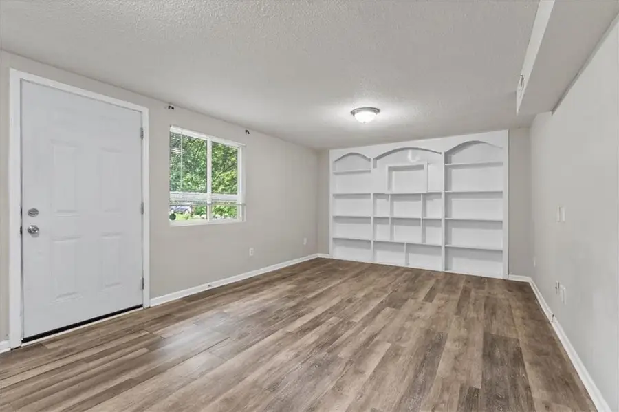 10 W 98th Street, Kansas City, MO 64114 - Image #3