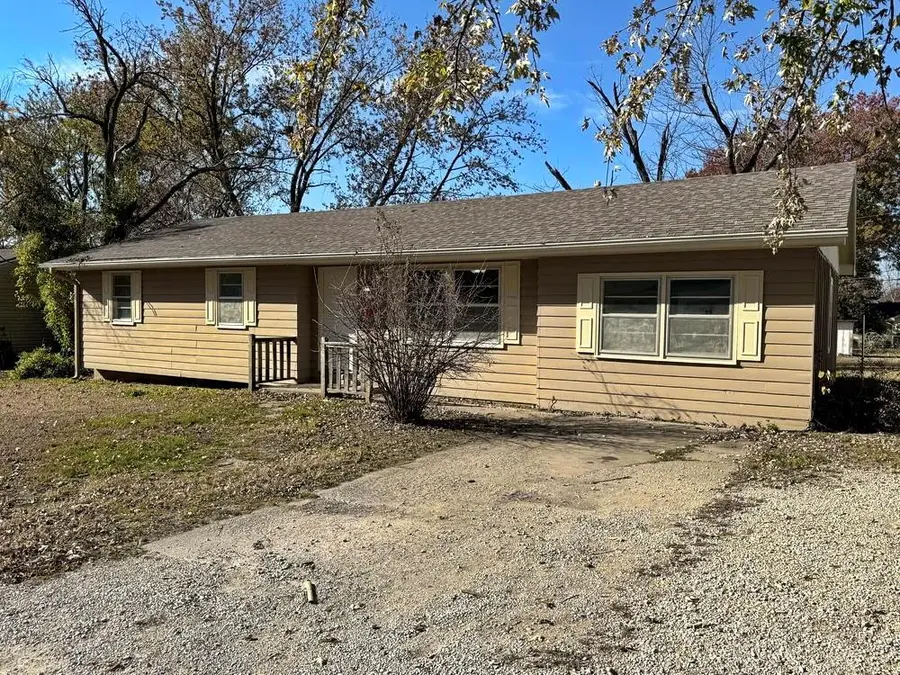 1013 N West Street, Nevada, MO 64772 - Image #3