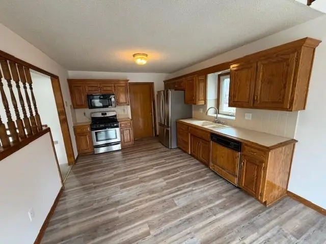 2121 NE Concord Street, Lees Summit, MO 64086 - Image #2