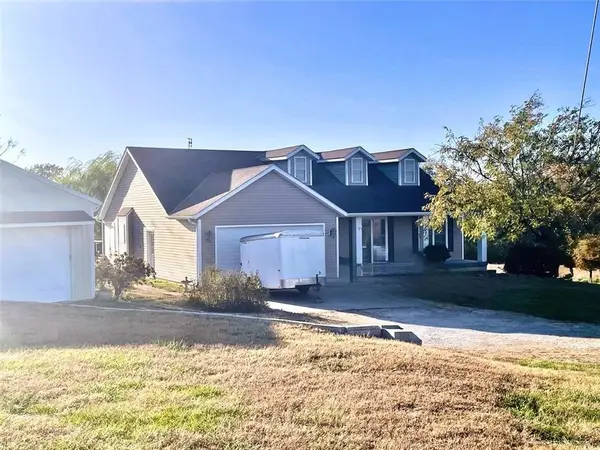 15110 County Road 633 Road, Adrian, MO 64720