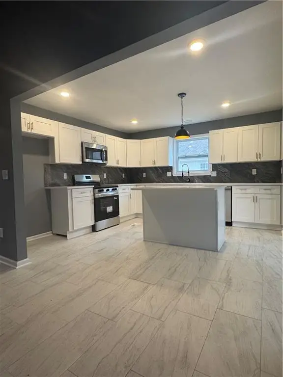 7412 N Strathbury Avenue, Kansas City, MO 64151 - Image #3