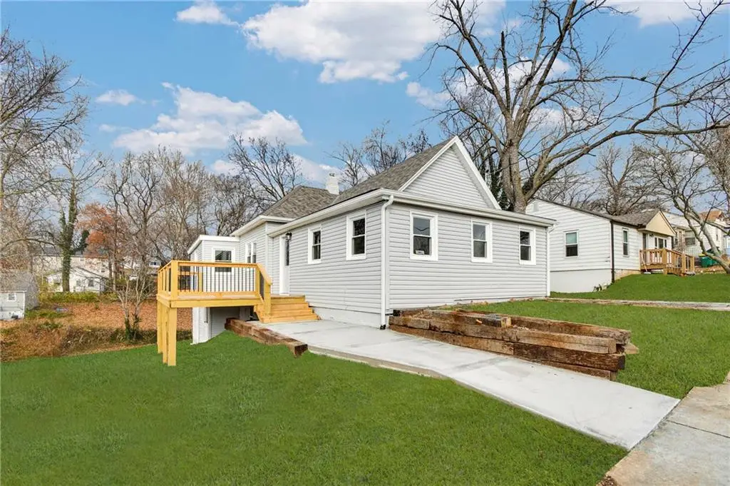 309 E 2nd Street, Bonner Springs, KS 66012 - Image #1