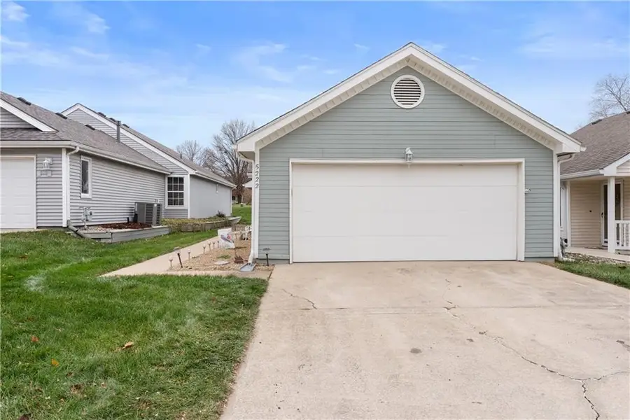 5222 S Downey Avenue, Independence, MO 64055 - Image #3