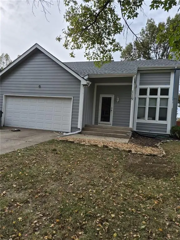 119 S Janell Drive, Olathe, KS 66061 - Image #1