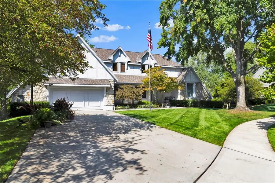 12604 Meadow Lane, Leawood, KS 66209 - Image #2