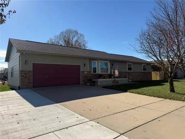 2053 S Crestline Court, Wichita, KS 67209