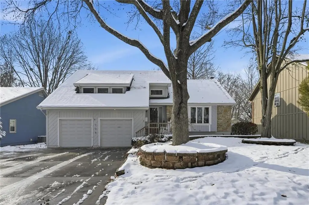 708 SW Savannah Drive, Lees Summit, MO 64081 - Image #1