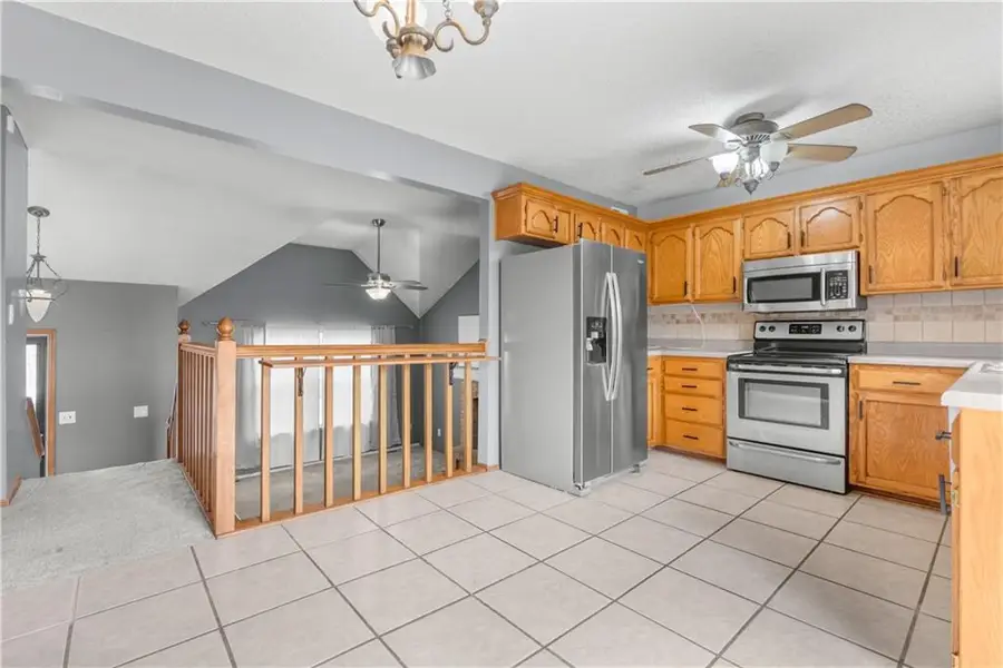 626 SE Fox Run Court, Blue Springs, MO 64014 - Image #3