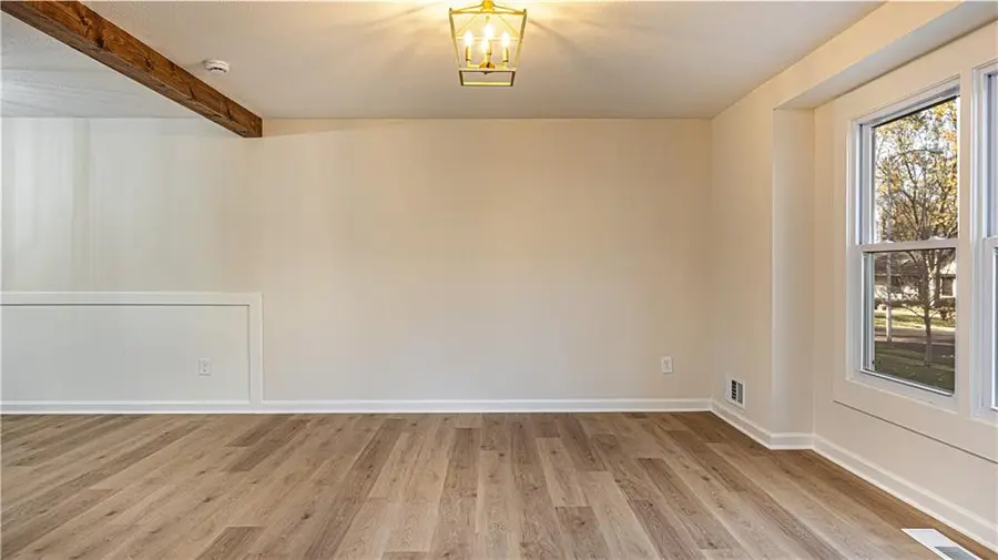 9841 Melrose Street, Overland Park, KS 66214 - Image #2