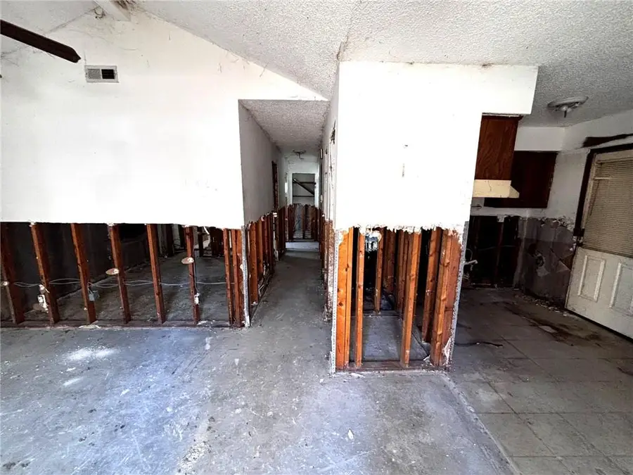 7127 Bales Avenue, Kansas City, MO 64132 - Image #3