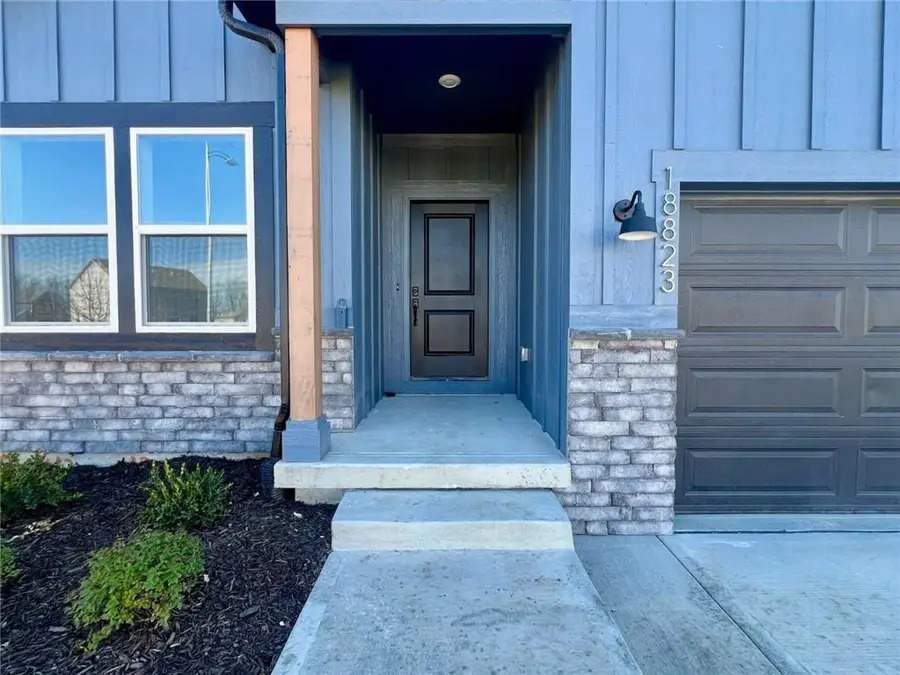 18823 188th Terrace, Spring Hill, KS 66083 - Image #2