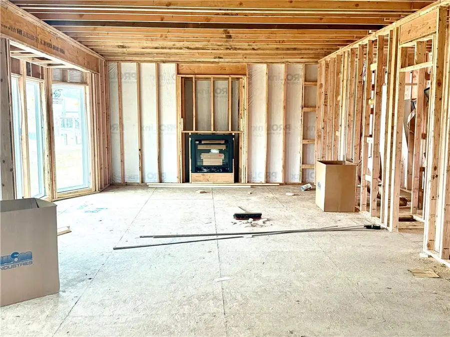 9916 N Manning Avenue, Kansas City, MO 64157 - Image #2