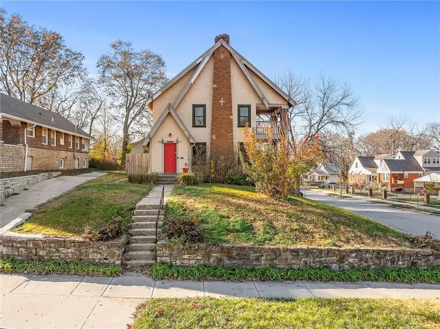 5024 Woodland Avenue, Kansas City, MO 64110 - Image #2