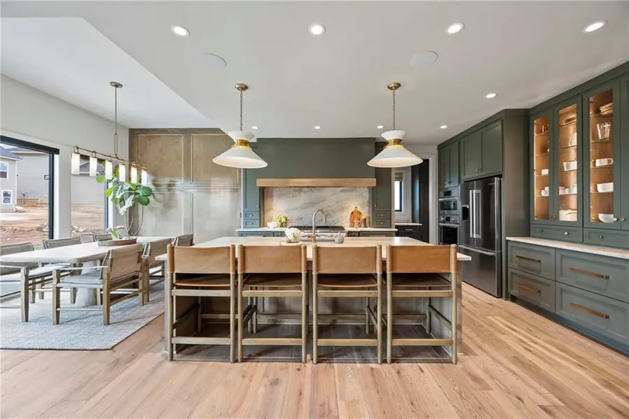 16700 Parkhill Street, Overland Park, KS 66221 - Image #3