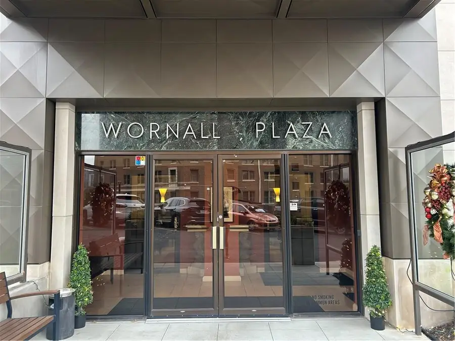 310 W 49th Street #403, Kansas City, MO 64112 - Image #3