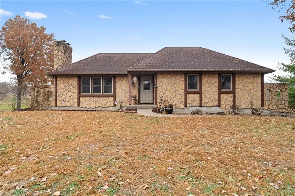 406 Frederick Drive, Gower, MO 64454 - Image #1